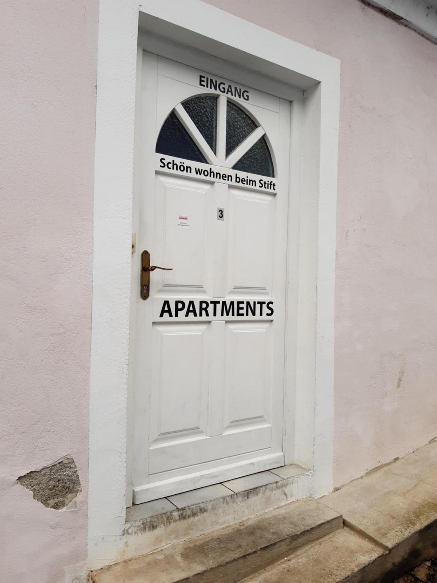 Schoen Wohnen Beim Stift Apartamento Melk Exterior foto